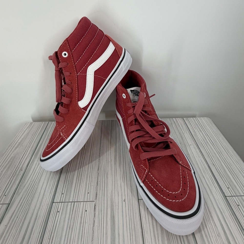Vans Sk8-Hi Pro Red White Suede High Top Skate Shoes Men's 8 NEW